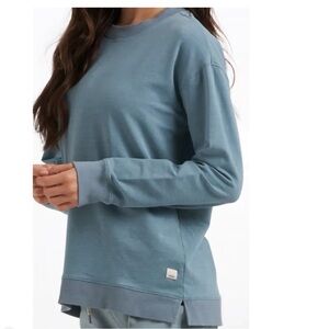 Vuori laguna Long Sleeve sweater